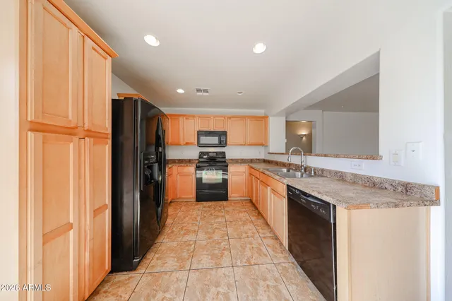 $1,850 | 25025 West Dove Mesa Drive, Buckeye, AZ 85326