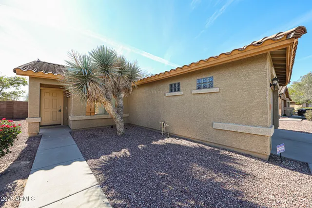 $1,850 | 25025 West Dove Mesa Drive, Buckeye, AZ 85326