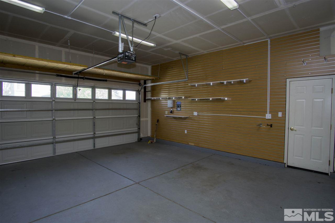 10598 Eagle Falls Way Reno, NV 89521 - Photo 17 of 17 a view of empty room with an empty room