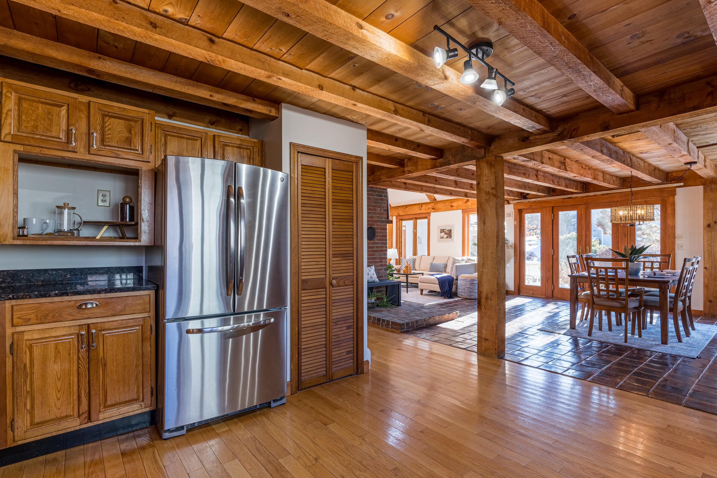 76 Nubble Road York, ME 03909 - Photo 10 of 34 Kitchen