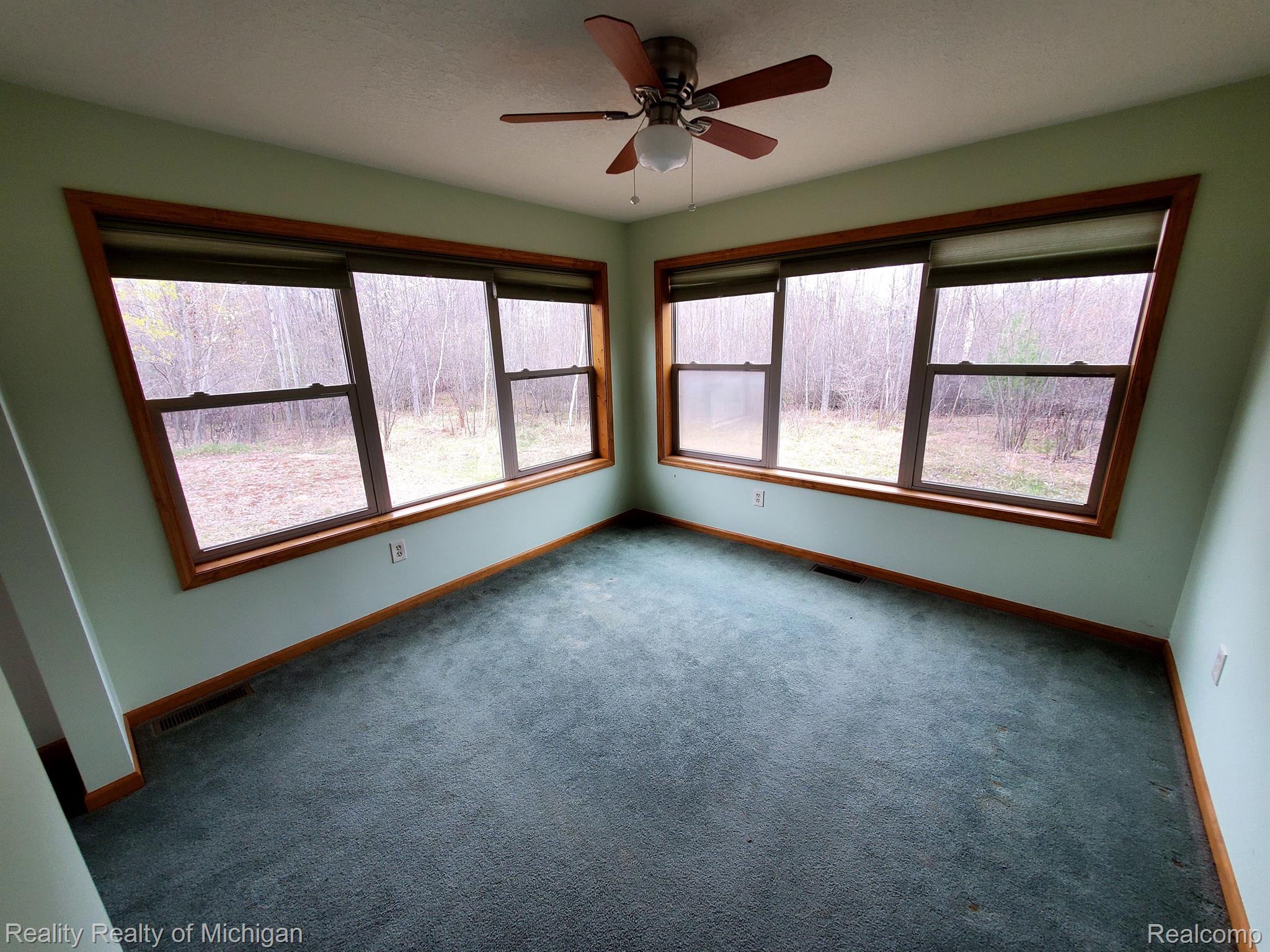 5232 North 11 Mile Road Pinconning, MI 48650 - Photo 22 of 45 Gallery Image 22