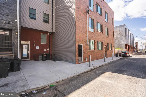 $2,850 | 2613 Federal Street, Unit C, Philadelphia, PA 19146