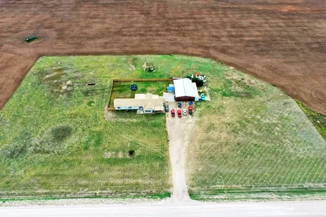 $275,000 | 14155 County Road 7, Perryton, TX 79070