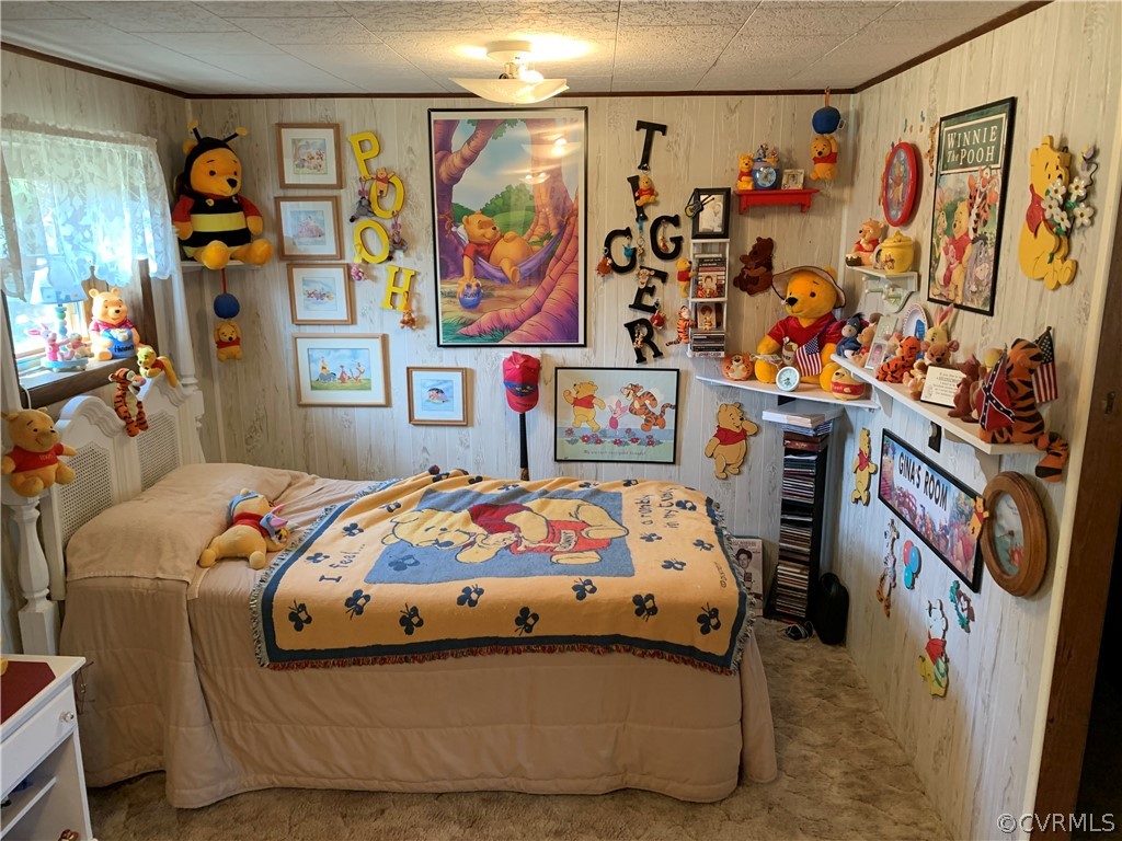 1079 CCC Road Crewe, VA 23930 - Photo 25 of 33 a bedroom with bed and wall painting