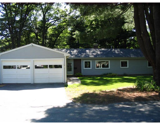 10 Hartshorne Road Wakefield, MA 01880 - Photo 1 of 7 Gallery Image 1