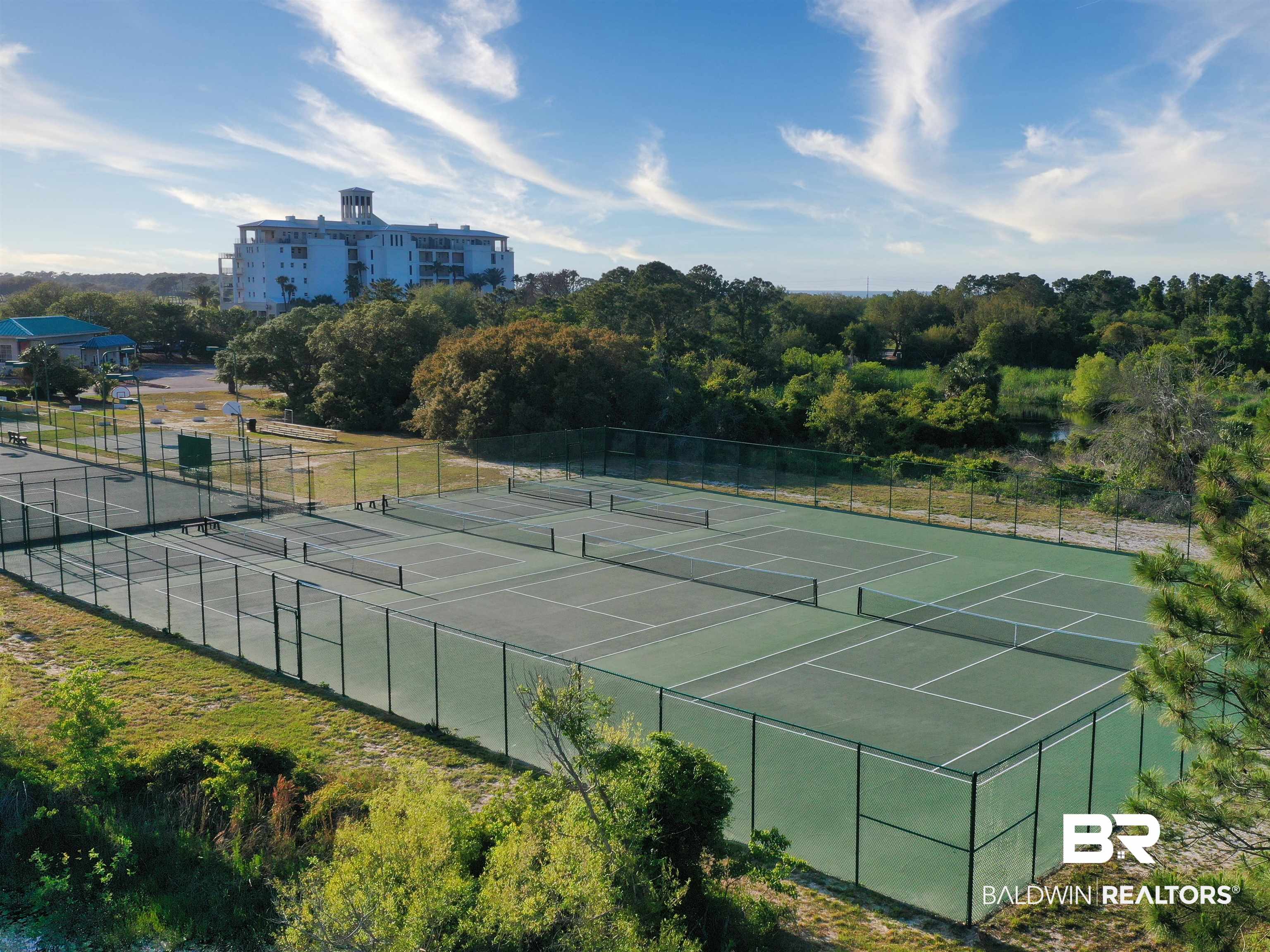 400 Plantation Road, Unit 1113 Gulf Shores, AL 36542 - Photo 22 of 26 View of tennis court