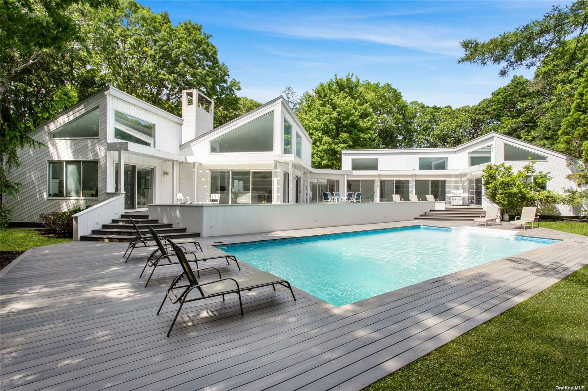 30 Box Tree Road Quogue, NY 11959 - Photo 1 of 1 Gallery Image 1
