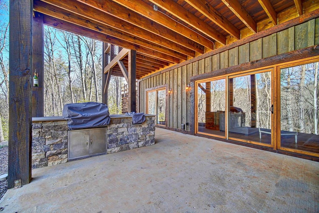 111 Price Circle Blue Ridge, GA 30513 - Photo 14 of 66