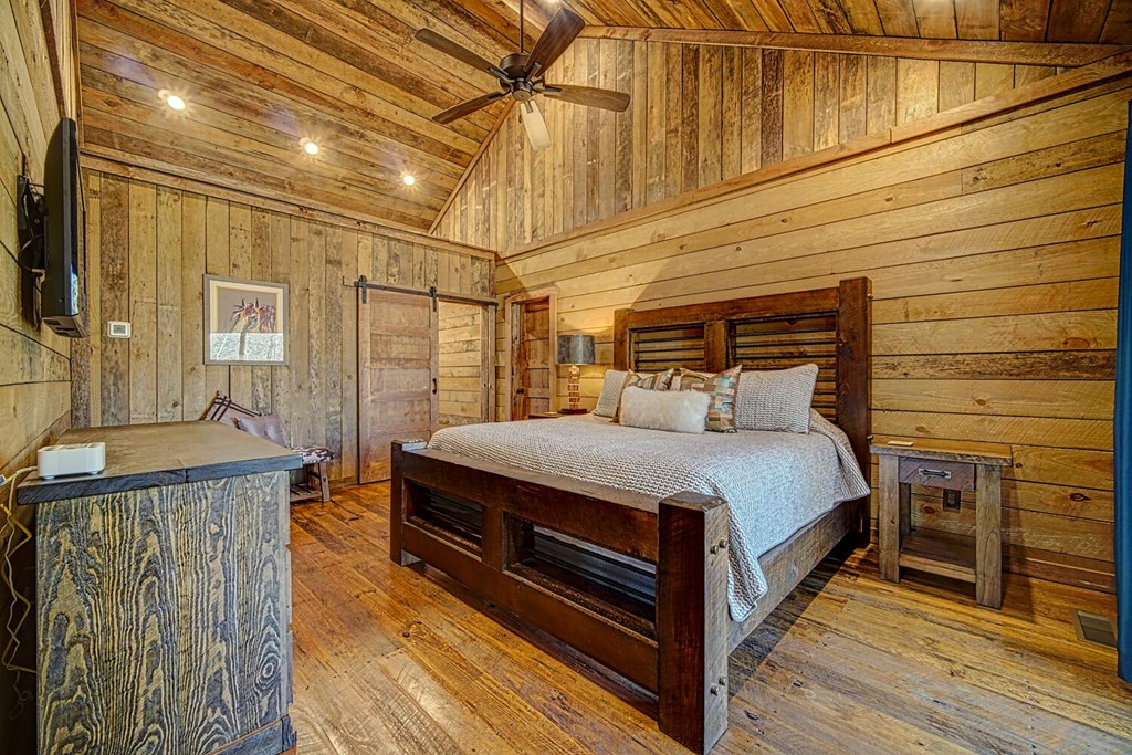 111 Price Circle Blue Ridge, GA 30513 - Photo 19 of 66