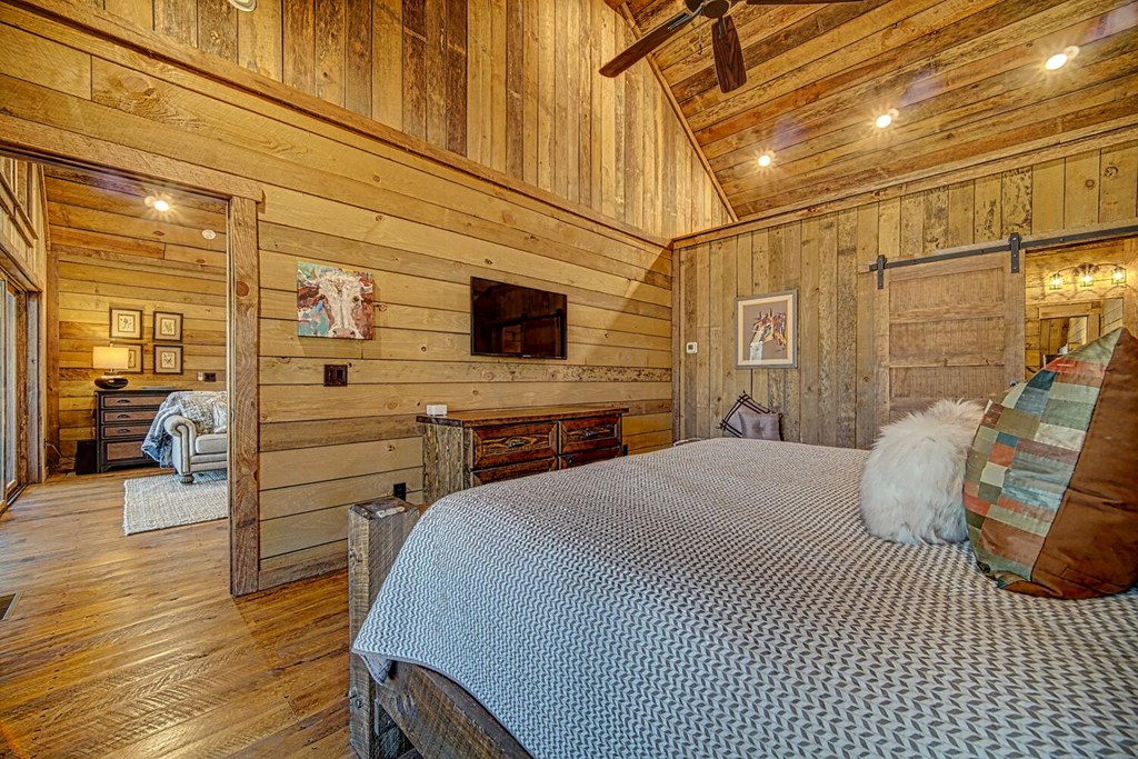 111 Price Circle Blue Ridge, GA 30513 - Photo 25 of 66