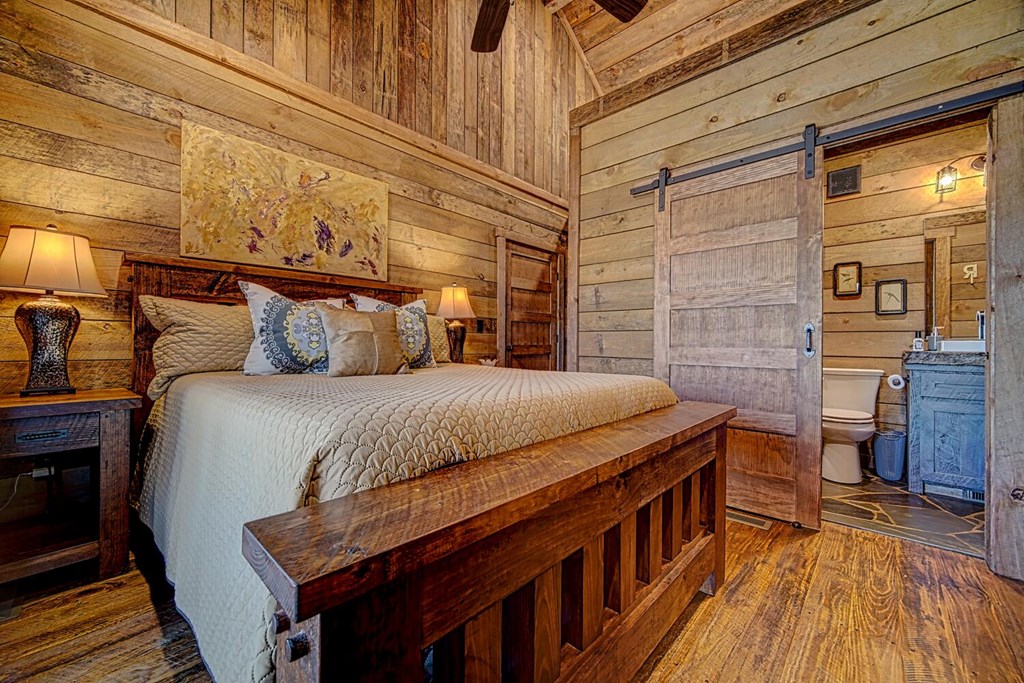 111 Price Circle Blue Ridge, GA 30513 - Photo 32 of 66