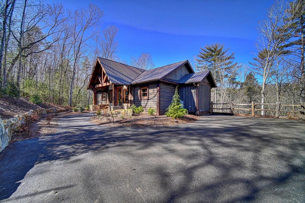 111 Price Circle Blue Ridge, GA 30513 - Photo 40 of 66