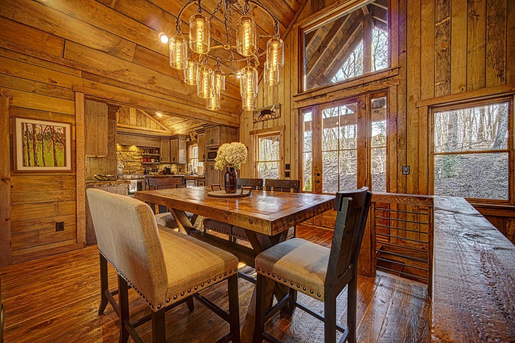 111 Price Circle Blue Ridge, GA 30513 - Photo 6 of 66