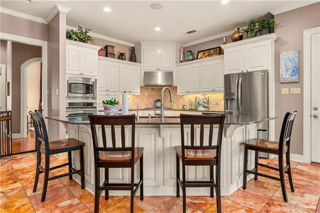 $659,000 | 6400 Genevieve Drive, Alexandria, LA 71301