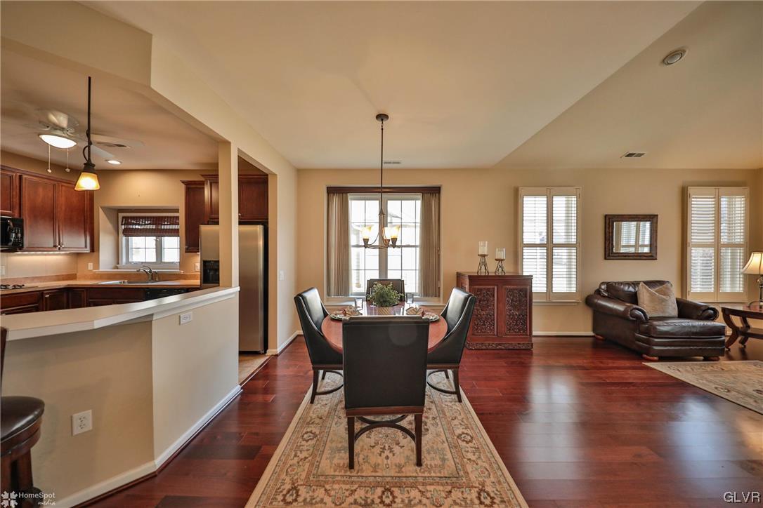 5423 Congress Way Bethlehem, PA 18017 - Photo 13 of 47