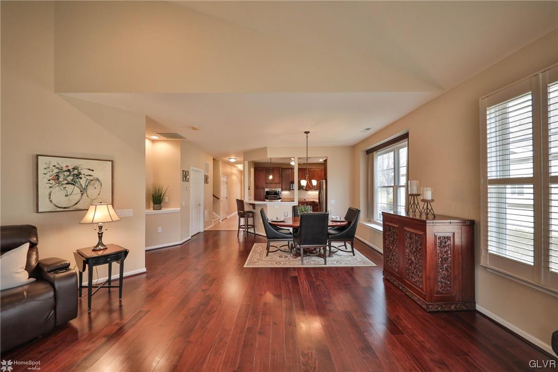 5423 Congress Way Bethlehem, PA 18017 - Photo 5 of 47