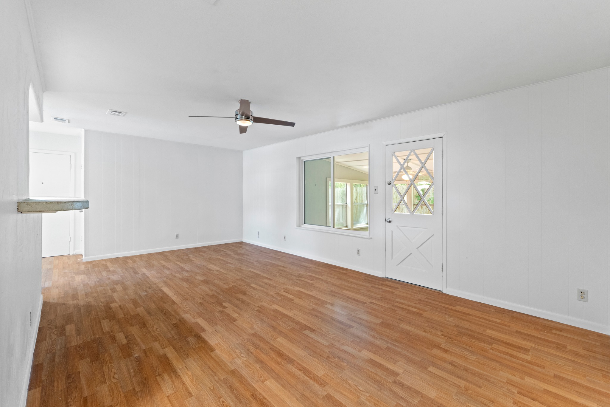 6005 Leisure Run Road Austin, TX 78745 - Photo 5 of 28