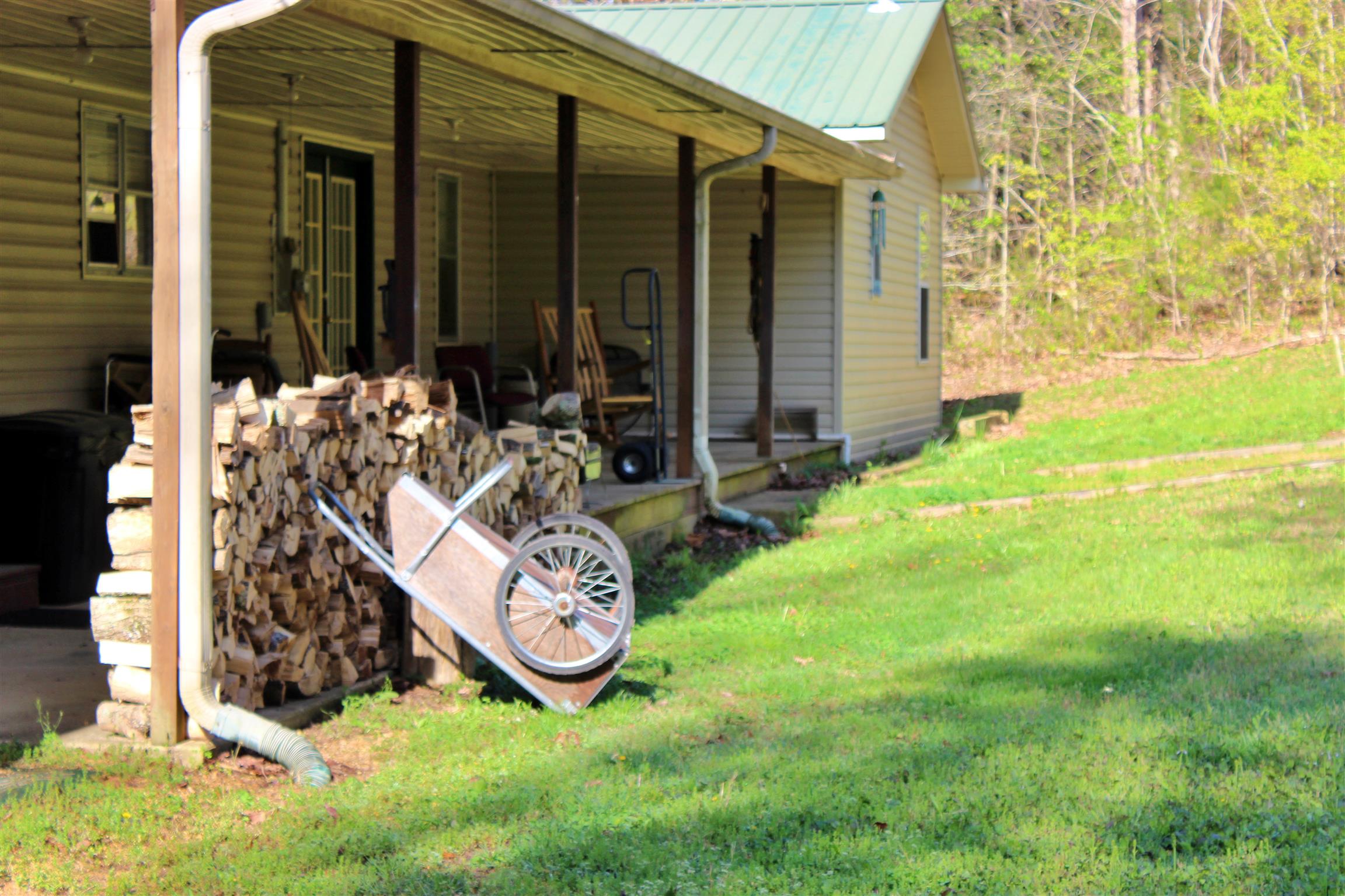 3174 Lower Lick Creek Road Linden, TN 37096 - Photo 7 of 17 Gallery Image 7