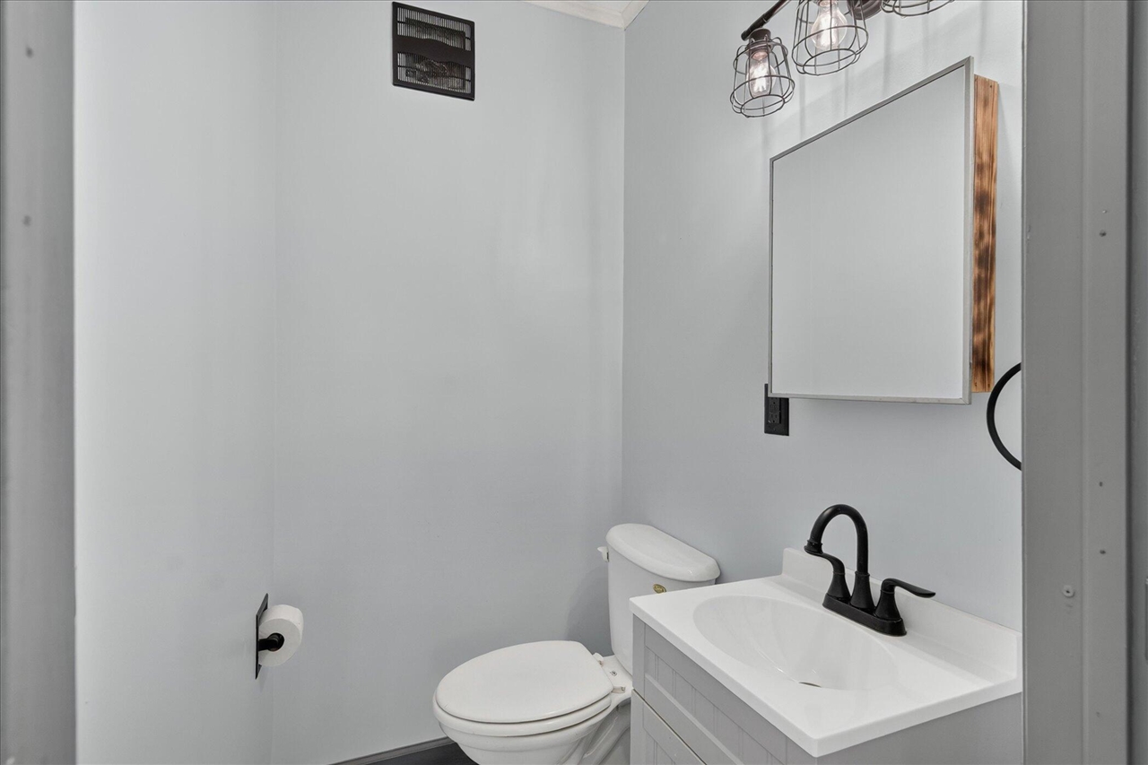 237 North Forbes Street Jackson, MI 49202 - Photo 26 of 48