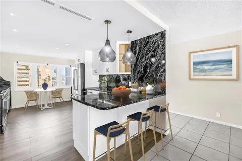 $475,000 | 1868 Shore Drive South, Unit 514, South Pasadena, FL 33707