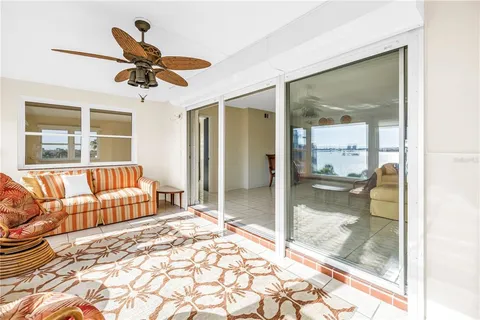 $475,000 | 1868 Shore Drive South, Unit 514, South Pasadena, FL 33707