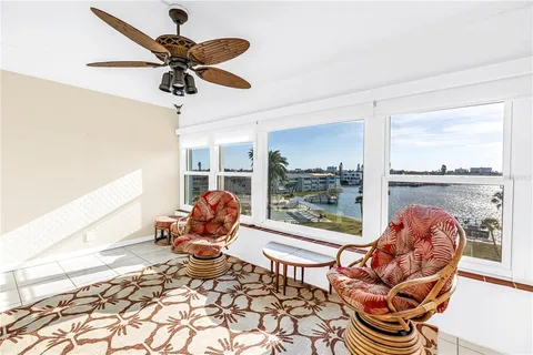 $475,000 | 1868 Shore Drive South, Unit 514, South Pasadena, FL 33707