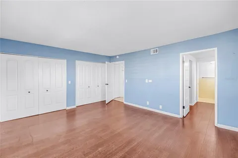 $475,000 | 1868 Shore Drive South, Unit 514, South Pasadena, FL 33707