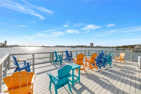 $475,000 | 1868 Shore Drive South, Unit 514, South Pasadena, FL 33707