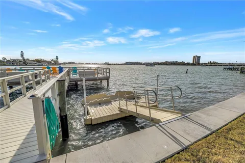 $475,000 | 1868 Shore Drive South, Unit 514, South Pasadena, FL 33707