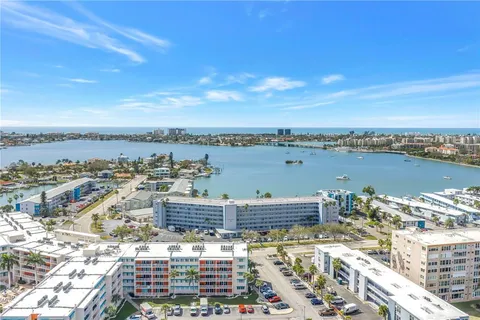 $475,000 | 1868 Shore Drive South, Unit 514, South Pasadena, FL 33707