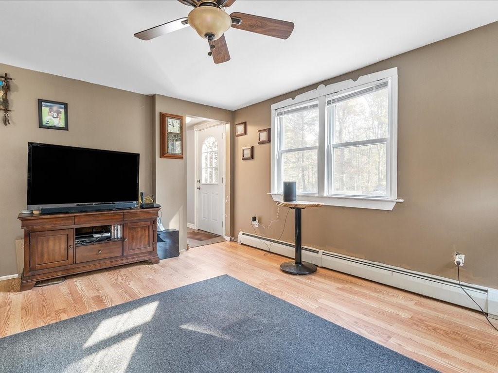 133 Switch Road Richmond, RI 02832 - Photo 10 of 15