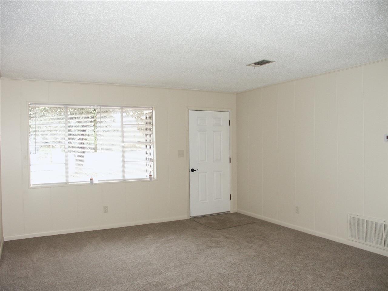 13204 4th Street Lillian, AL 36549 - Photo 3 of 19 Living Area New Carpet
