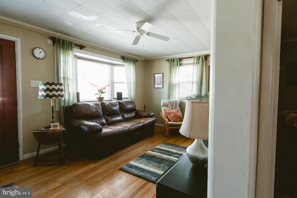 810 Willow Road Lancaster, PA 17601 - Photo 4 of 37