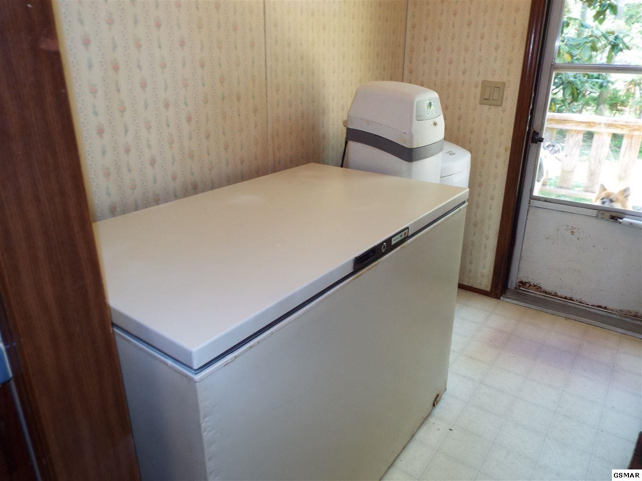 335 Thompson Way Cosby, TN 37722 - Photo 14 of 36 Gallery Image 14
