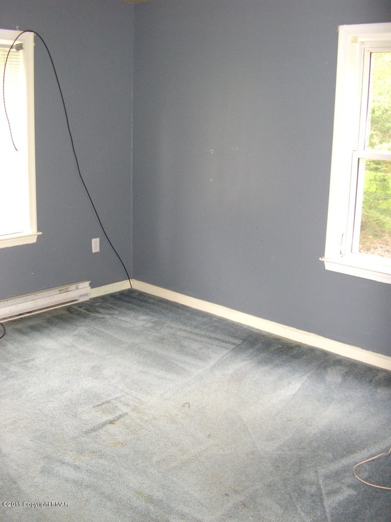 7291 Lake Road Tobyhanna, PA 18466 - Photo 9 of 10 BED ROOM #3