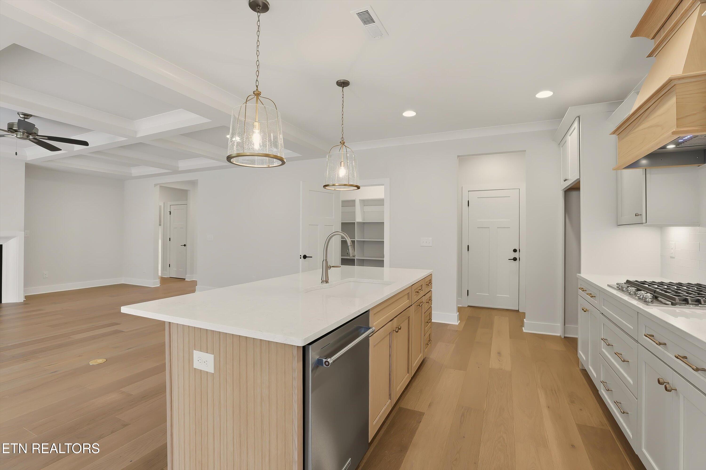 8151 Nubbin Ridge Road Knoxville, TN 37919 - Photo 27 of 49 10-8151 Nubbin Ridge Rd-10