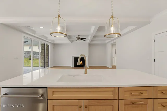 $1,159,900 | 8151 Nubbin Ridge Road, Knoxville, TN 37919