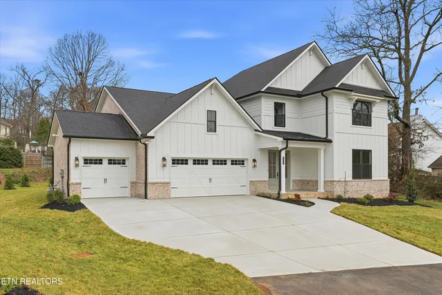$1,159,900 | 8151 Nubbin Ridge Road, Knoxville, TN 37919