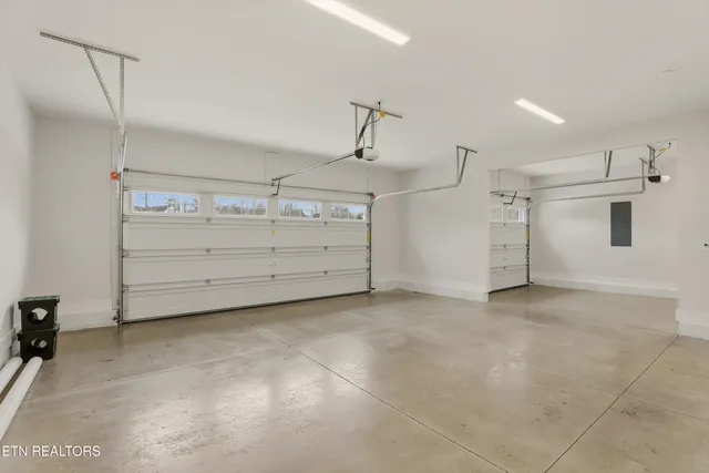 $1,159,900 | 8151 Nubbin Ridge Road, Knoxville, TN 37919