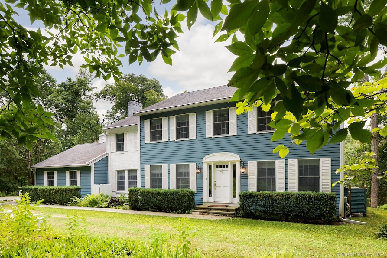 32 Burton Road Salisbury, CT 06068 - Photo 2 of 24