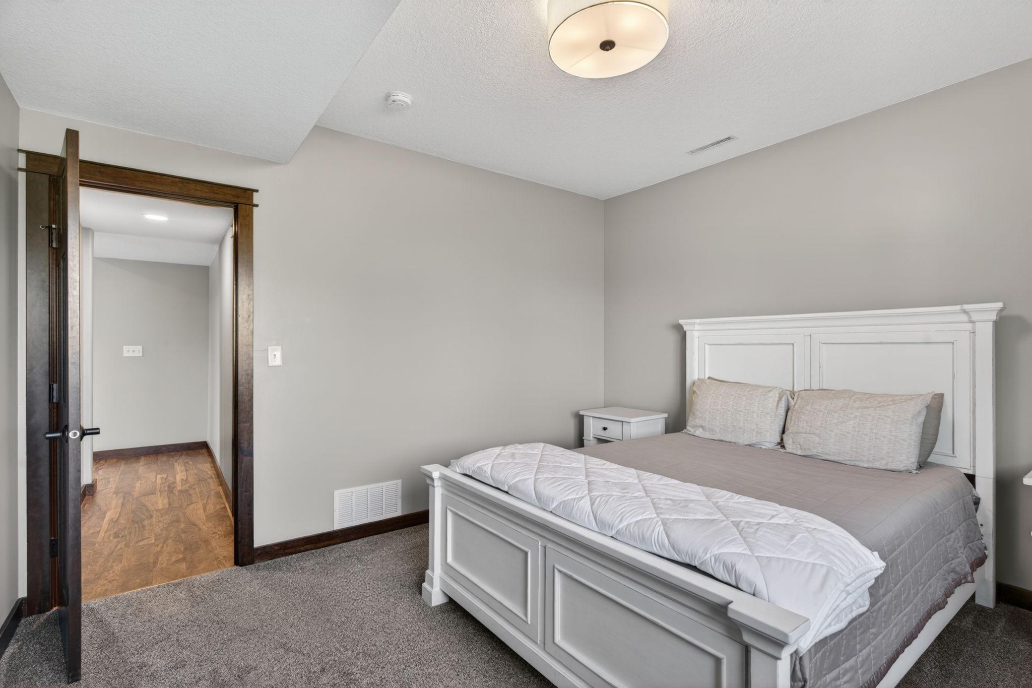 3940 Creek View Lane Southwest Rochester, MN 55902 - Photo 29 of 53
