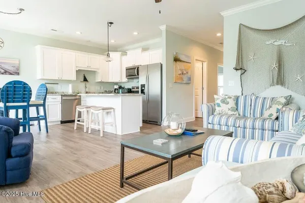 $2,350 | 512 West St George Street, Unit A, Southport, NC 28461