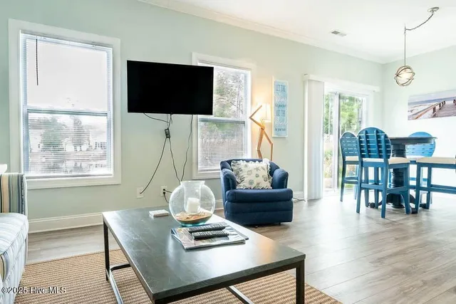 $2,350 | 512 West St George Street, Unit A, Southport, NC 28461