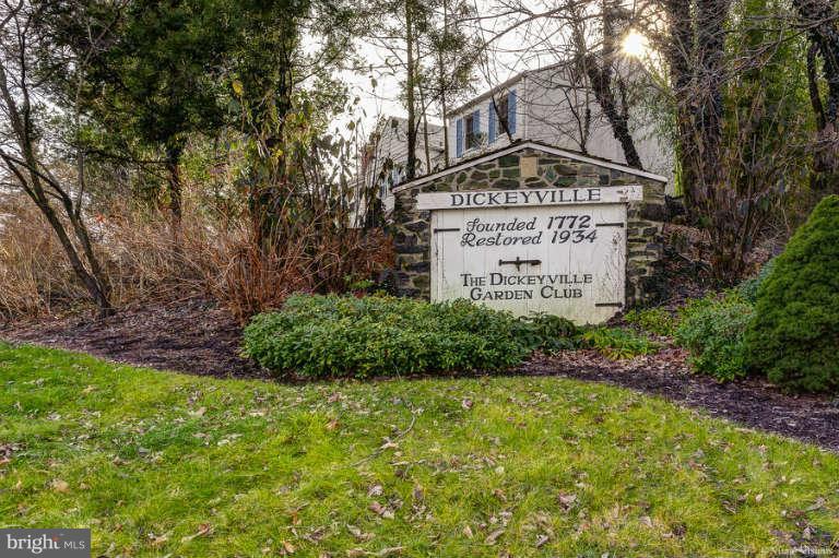 2304 Hillhouse Road Baltimore, MD 21207 - Photo 29 of 30 Community
