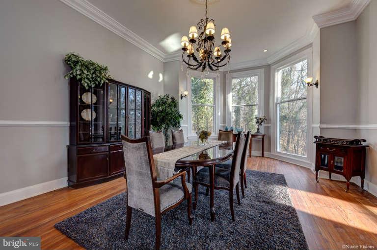 2304 Hillhouse Road Baltimore, MD 21207 - Photo 7 of 30 Dining Room