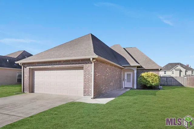 $310,000 | 14469 Essen Terrace Drive, Gonzales, LA 70737