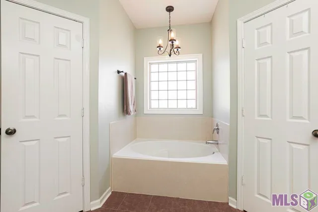 $289,900 | 14469 Essen Terrace Drive, Gonzales, LA 70737