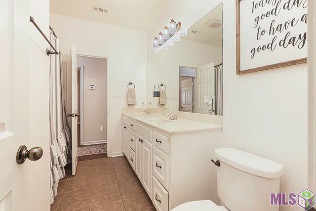 $289,900 | 14469 Essen Terrace Drive, Gonzales, LA 70737