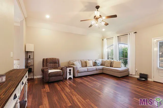 $289,900 | 14469 Essen Terrace Drive, Gonzales, LA 70737