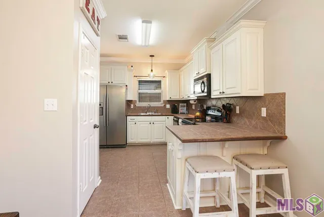 $289,900 | 14469 Essen Terrace Drive, Gonzales, LA 70737